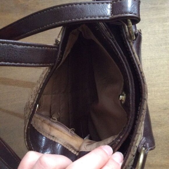 Small Shoulder Bag - Picture 3 of 5